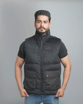 Men's Textured Puffer Vest with Utility Pockets - Insulated Sleeveless Outerwear
